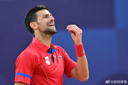 在绿茵场上 在绿茵场上