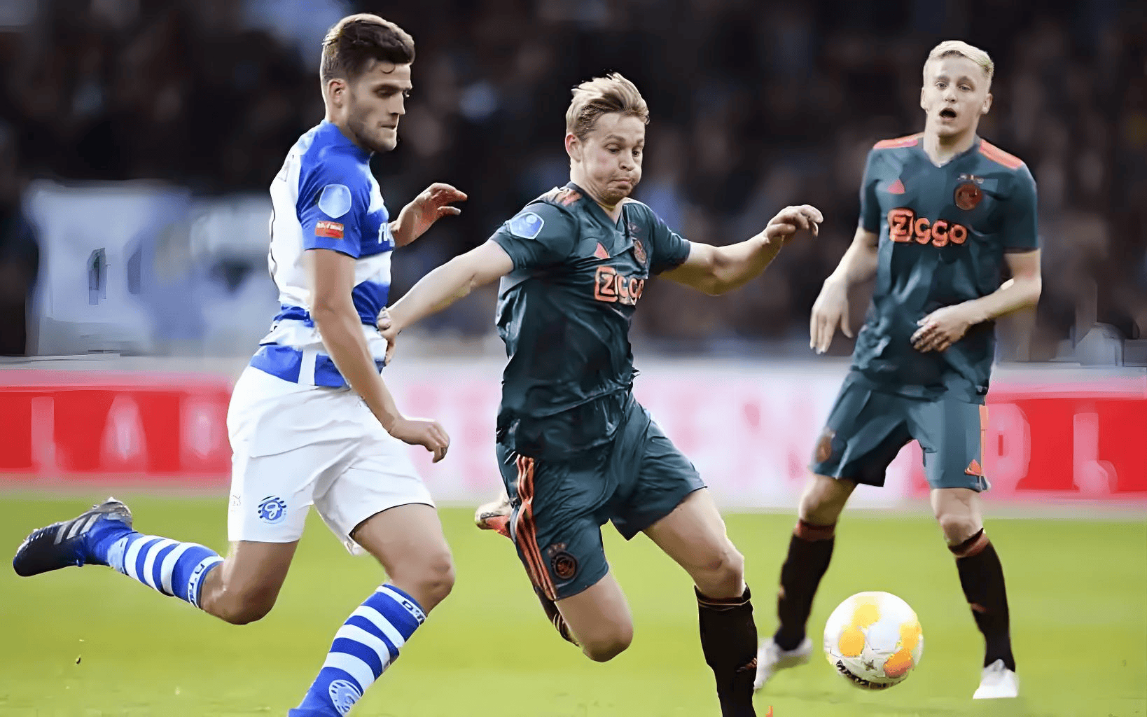 也在比赛中 也在比赛中