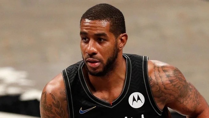 型对决中 型对决中