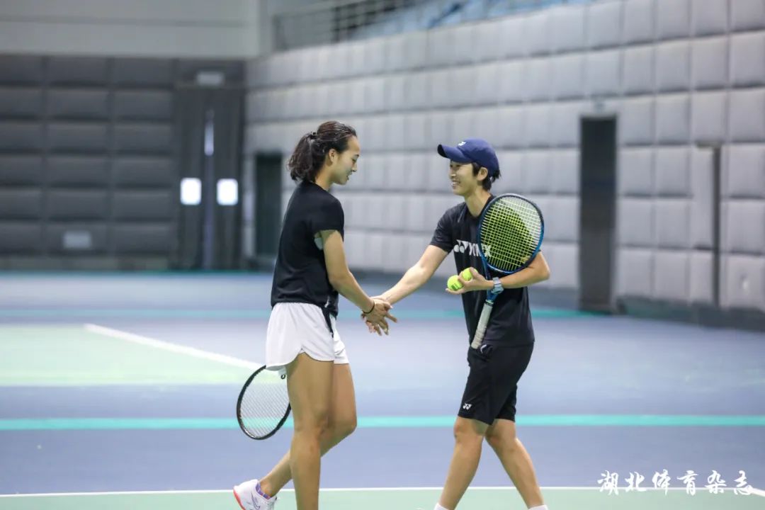 雾消散更自 雾消散更自